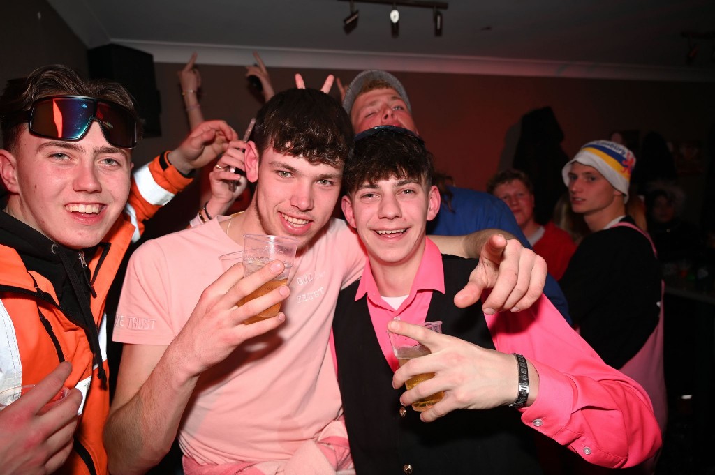 ../Images/Afterparty carnaval 2025 048.jpg